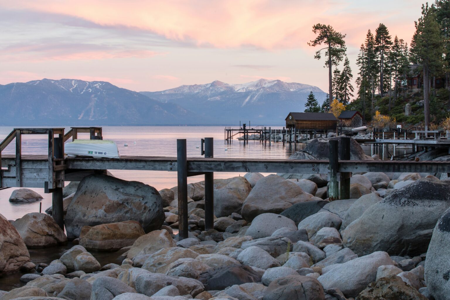 Comprehensive Guide to Winterizing Your Boat – DIY or Professional Services